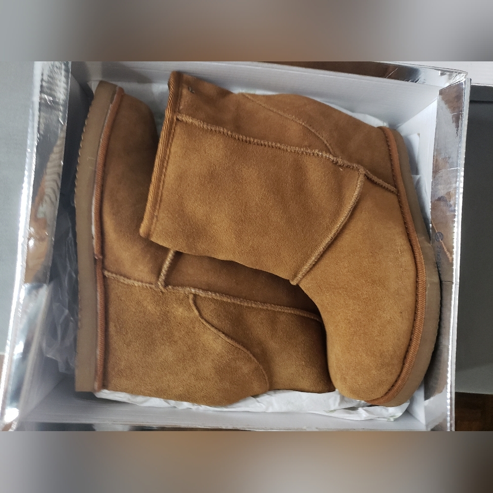 Beautiful Wedge boots